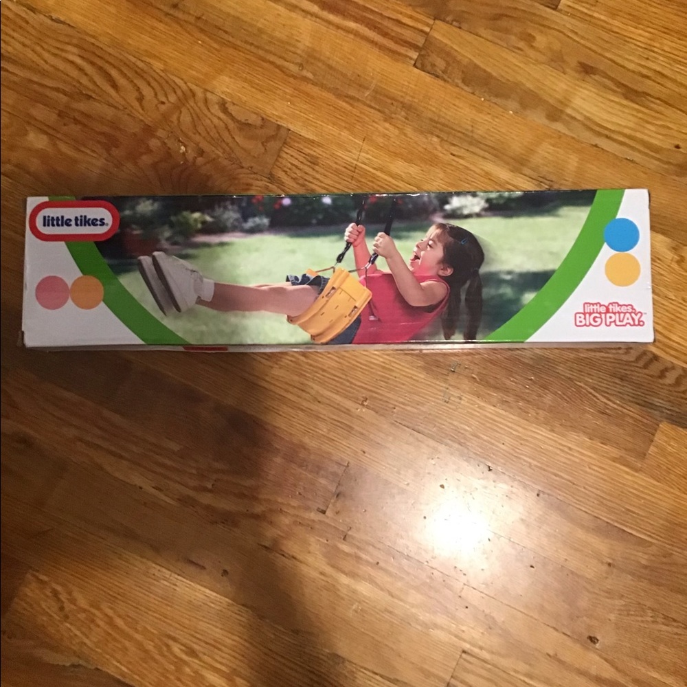 Little tikes cozy swing